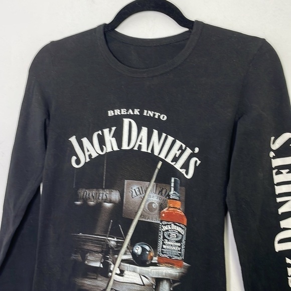 Jack Daniel's graphic long sleeve top - Picture 2 of 5